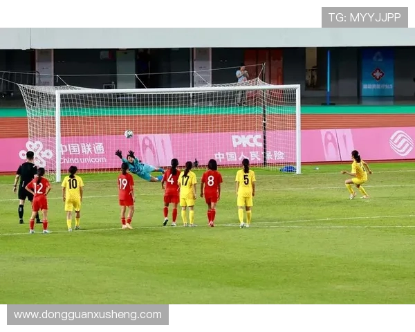 U16女足精英球员训练营正式开启 马晓旭与桑妮娜联合担任教练组成员