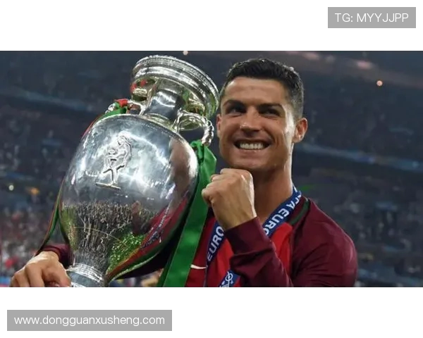 安德烈席尔瓦：为葡萄牙国家队效力是荣耀 我依然渴望重返阵容